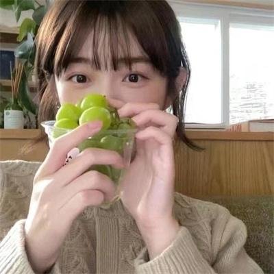 5个吓鬼的少年